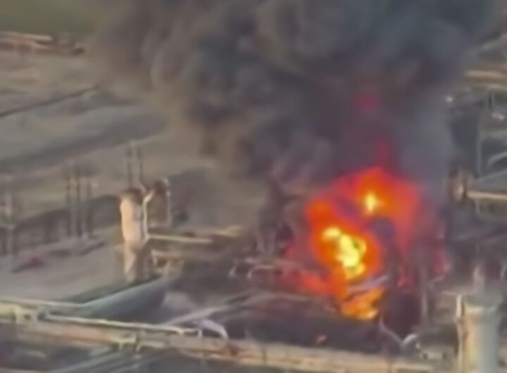 Eplosione in una raffineria