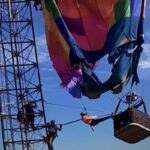 Mongolfiera impigliata a un'antenna