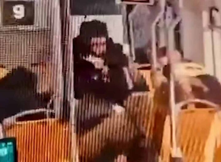 Interno tram prima del deragliamento a Milano