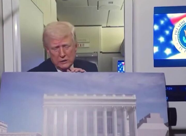 Trump mostra immagine della sala da ballo della Casa Bianca