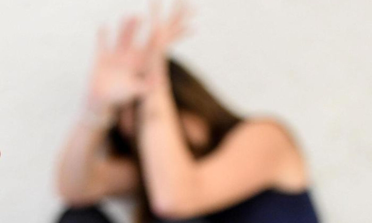 donna vittima di violenza