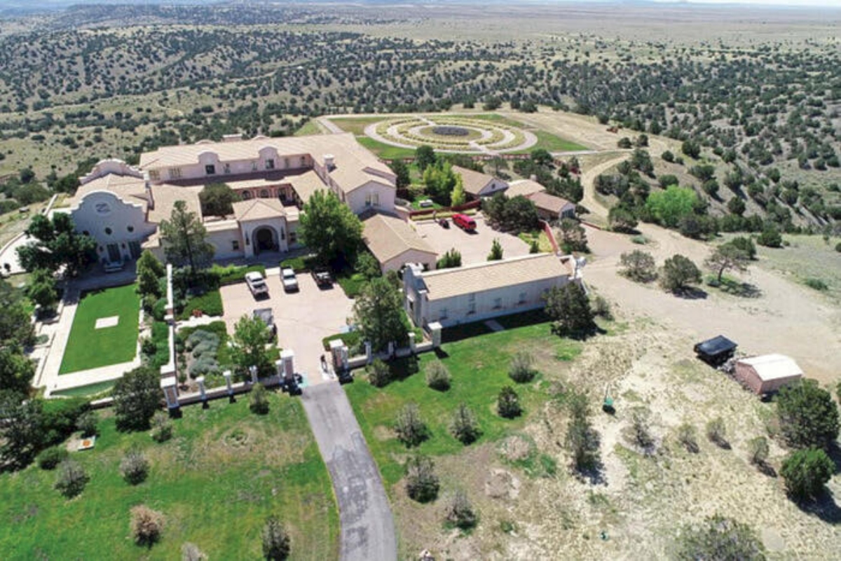 Il ranch dell’orrore (“Zorro”) in New Mexico: vi si cercano i cadaveri di due vittime di Jeffrey Epstein