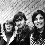 I Jefferson Airplane in posa per una foto.
