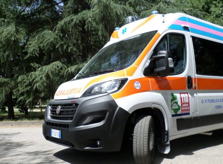 Un'ambulanza