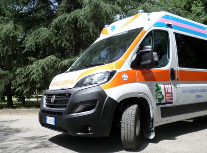 Un'ambulanza