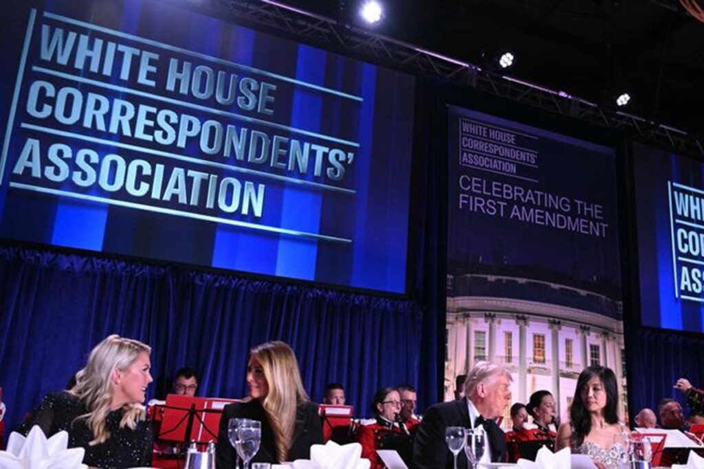 La ricostruzione della sparatoria alla cena dei corrispondenti