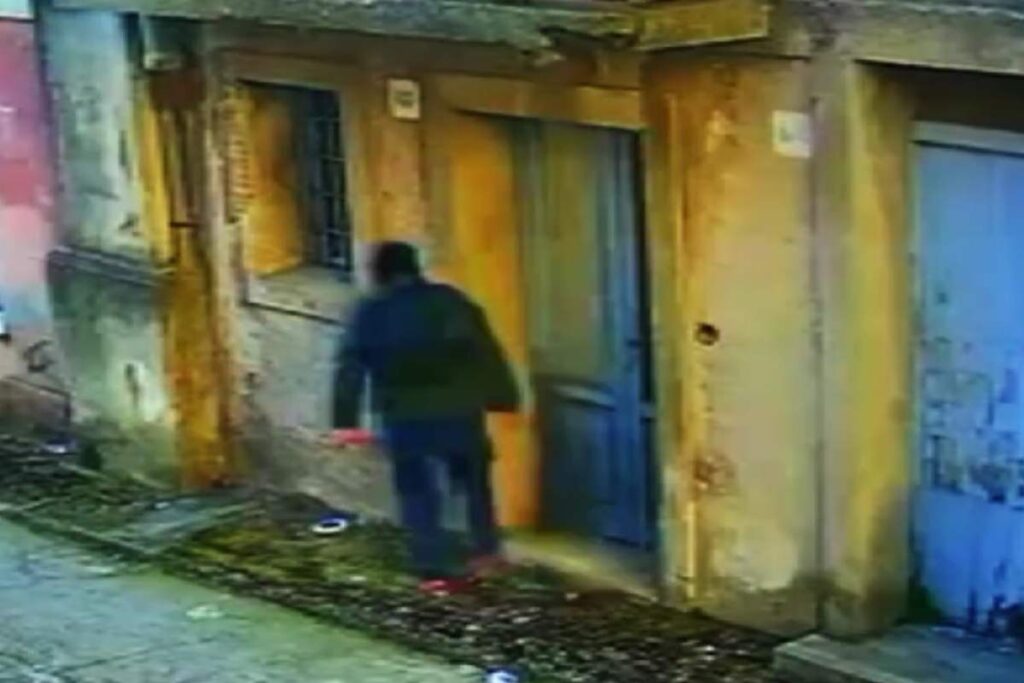 Sgominata la banda dei "finti carabinieri"