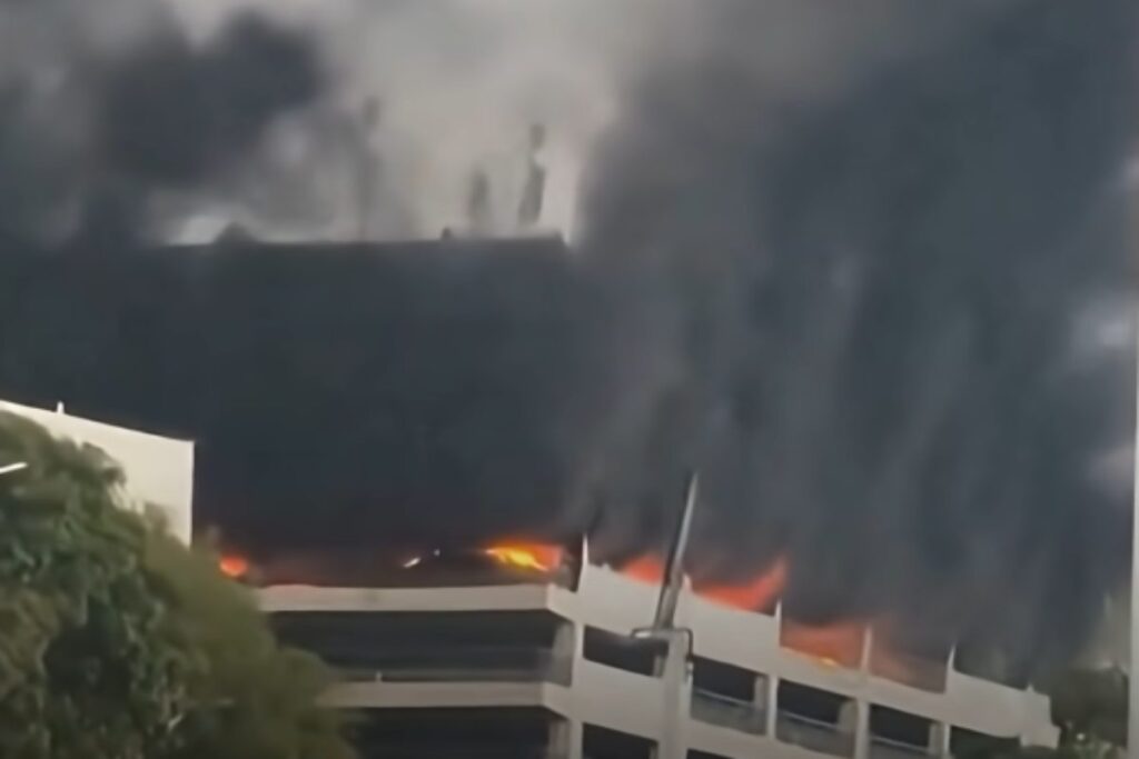 Incendio in un deposito in Cina