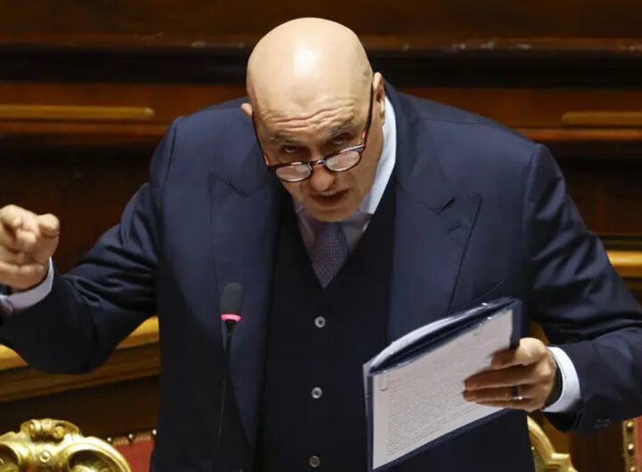 Il ministro della Difesa, Guido Crosetto