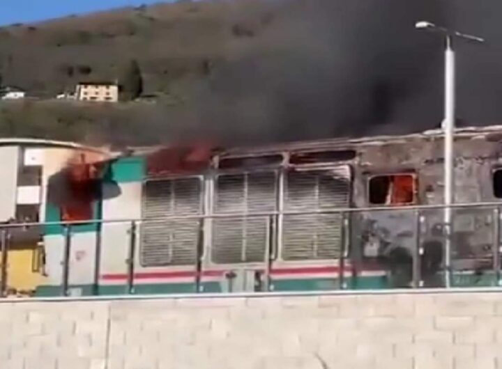 Treno in fiamme