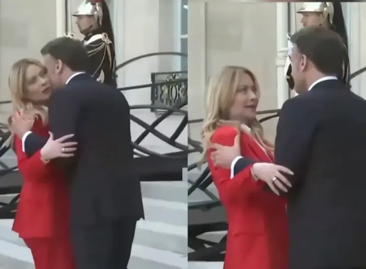 L'abbraccio tra Meloni e Macron, una foto di speranza per un'Europa di nuovo unita