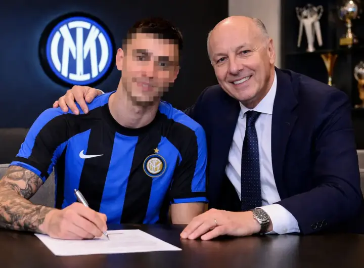 Marotta e un giocatore non riconoscibile mentre firma il contratto con l'Inter, immagine creata con intelligenza artificiale