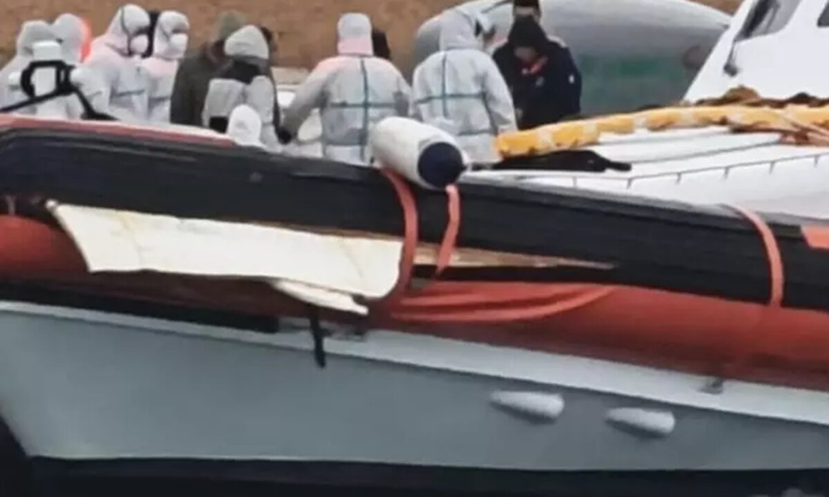 Dei migranti arrivati morti a Lampedusa