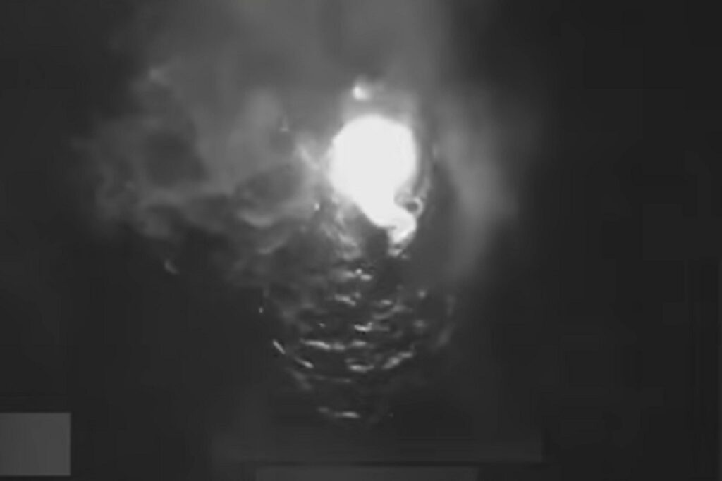 Il video dell'imbarcazione affondata dalla marina americana nel Pacifico orientale: "Uccisi 4 narcotrafficanti"