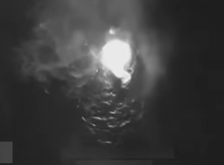 Il video dell'imbarcazione affondata dalla marina americana nel Pacifico orientale: "Uccisi 4 narcotrafficanti"