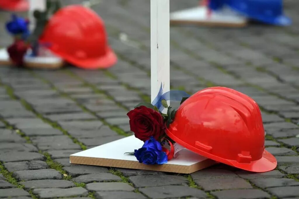 Morti sul lavoro