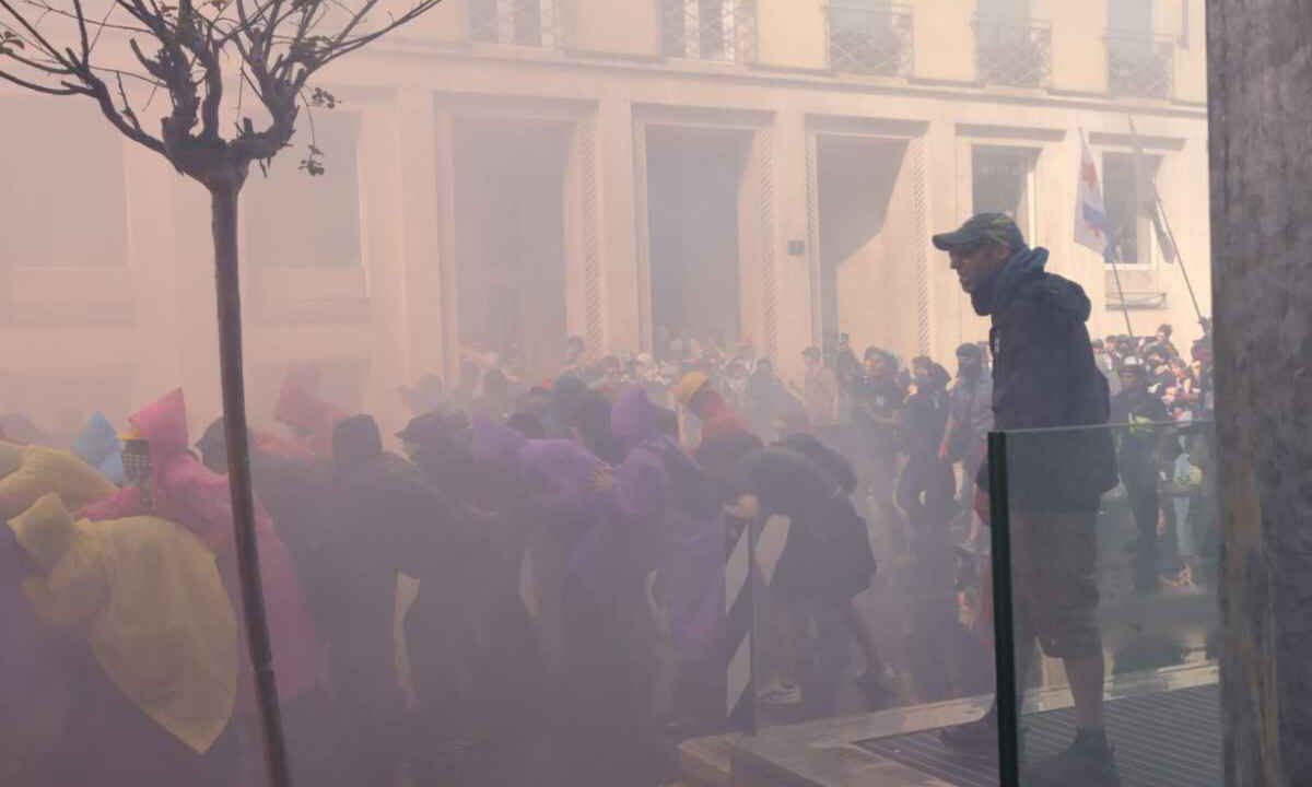 Antagonisti in piazza