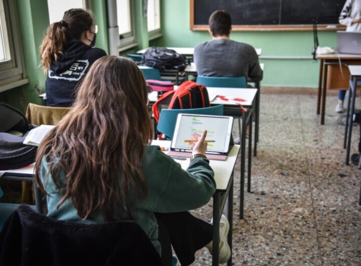 maestra scuola