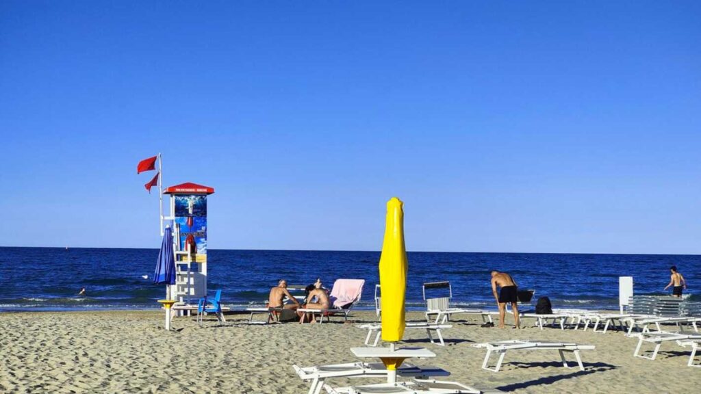una spiaggia