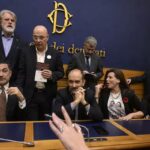 L'occupazione da parte delle opposizioni della sala stampa di Montecitorio per impedire la conferenza stampa sulla remigrazione con Casapound