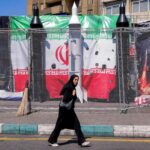 donna velata teheran