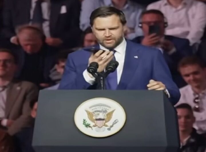 JD Vance chiama Trump al comizio pro-Orbán di Budapest, risponde la segreteria telefonica