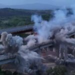 Demolizione di un viadotto