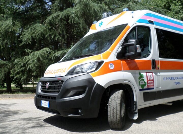 Un'ambulanza