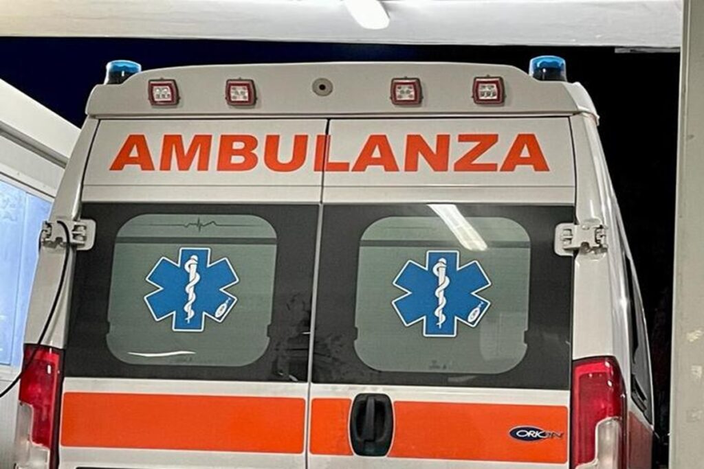 Un'ambulanza