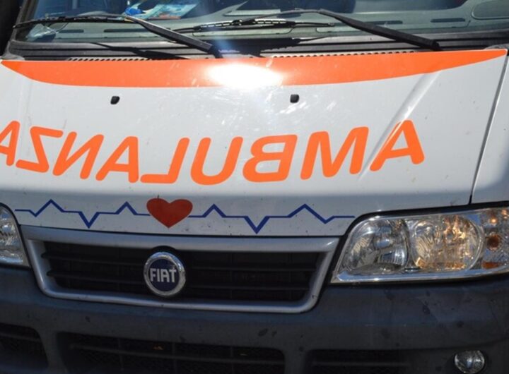 Un'ambulanza
