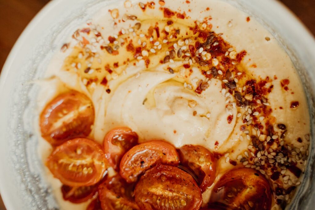 antipasto cremoso con ricotta e pomodorini