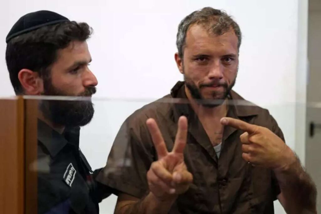 Thiago de Avila e Saif Abukeshek
