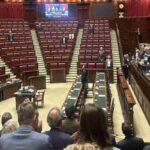 Cosa è accaduto alla camera durante la cerimonia per Matteotti, negli scranni di Fratelli d'Italia non c'è nessuno