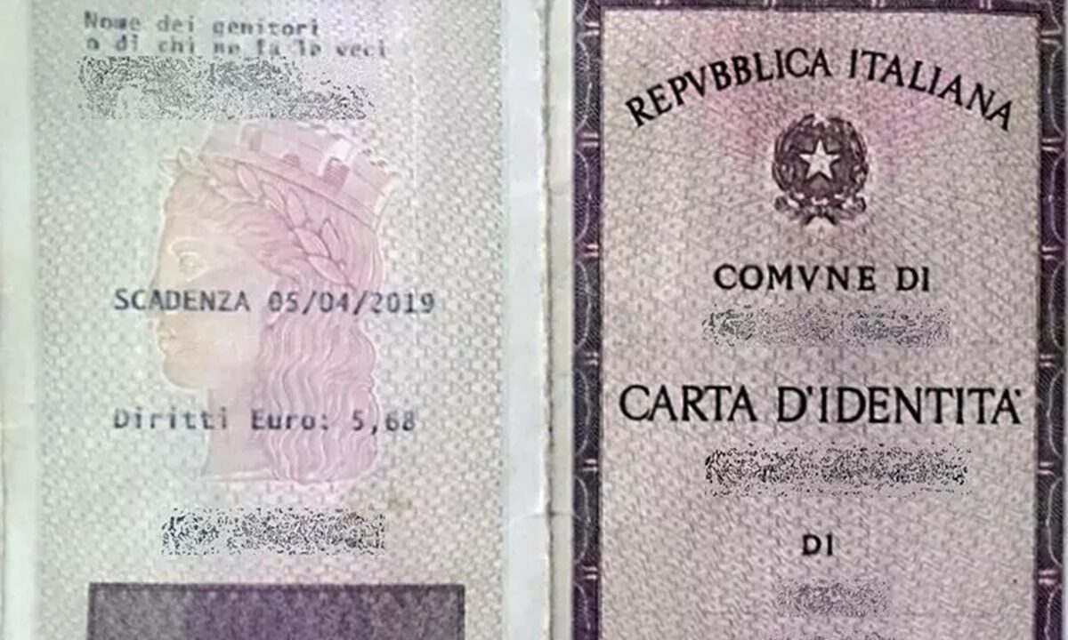 Carta d’identità cartacea