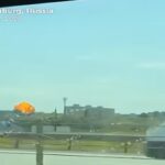 Il video del drone ucraino che colpisce un condominio a Orenburg in Russia