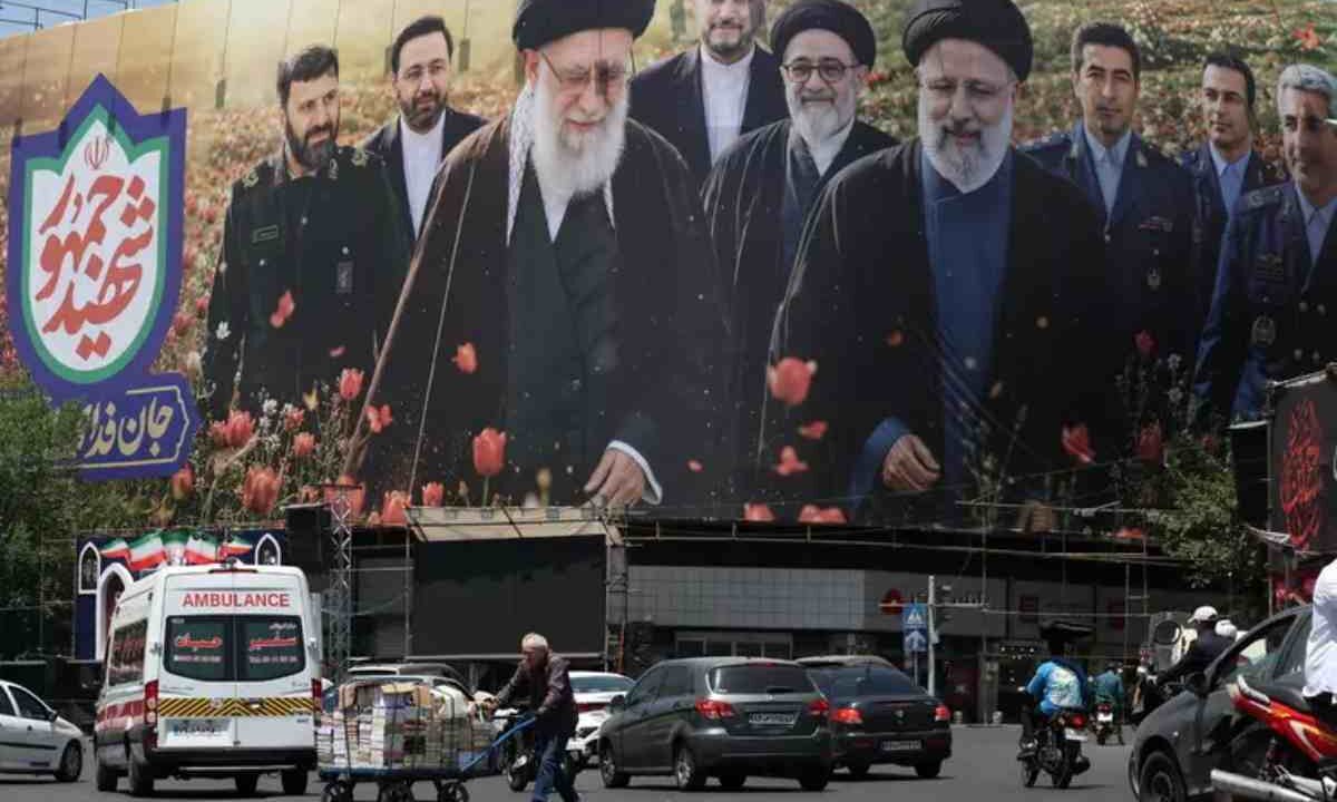 Una strada di Teheran