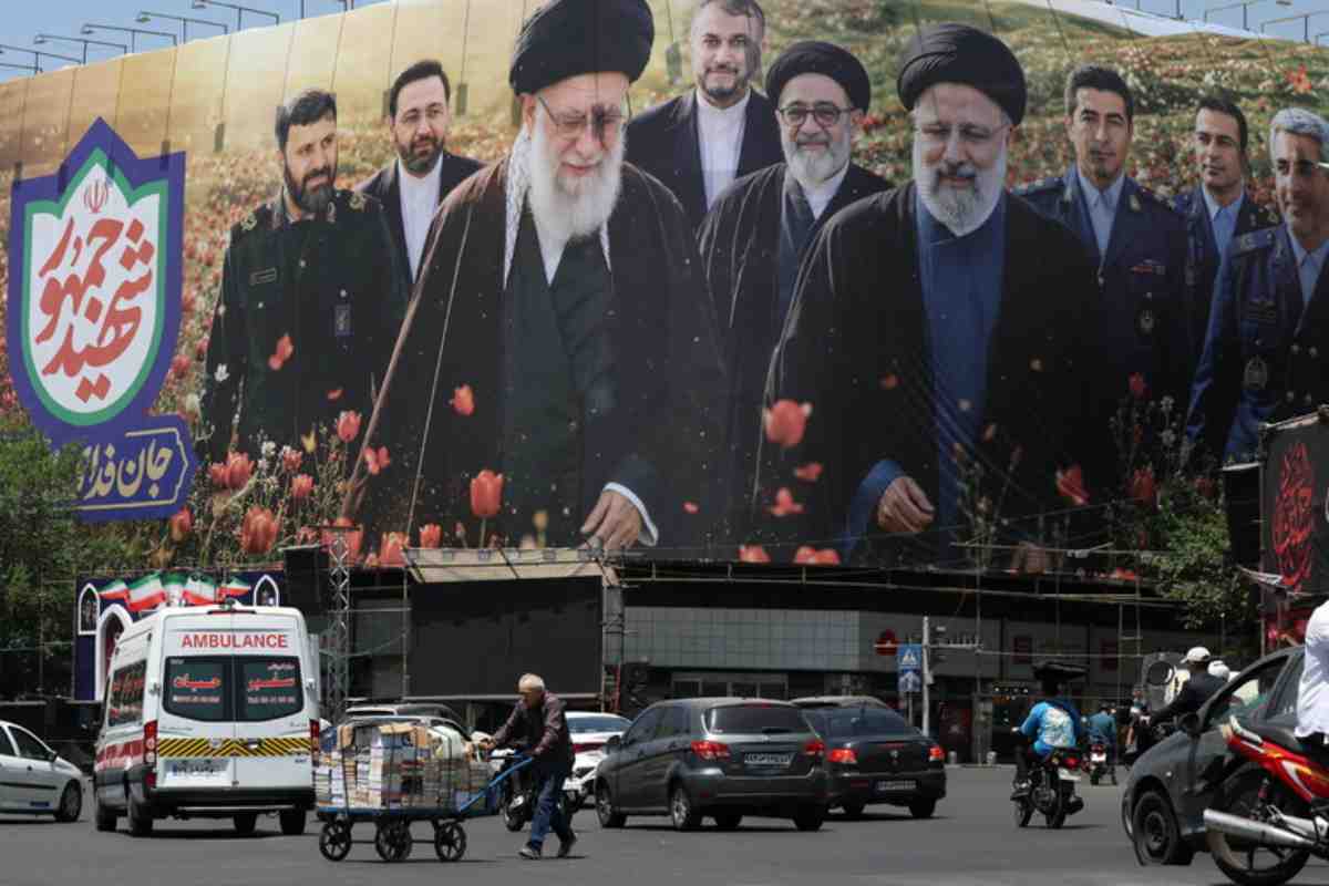 Una piazza in Iran