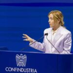 La premier all'assemblea di Confindustria