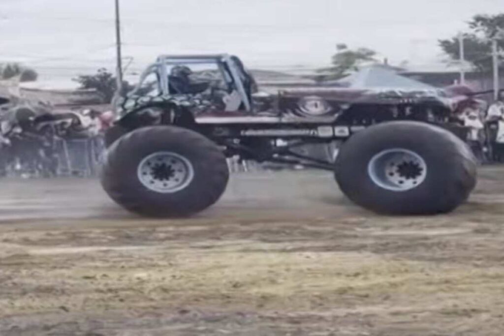 Monster truck