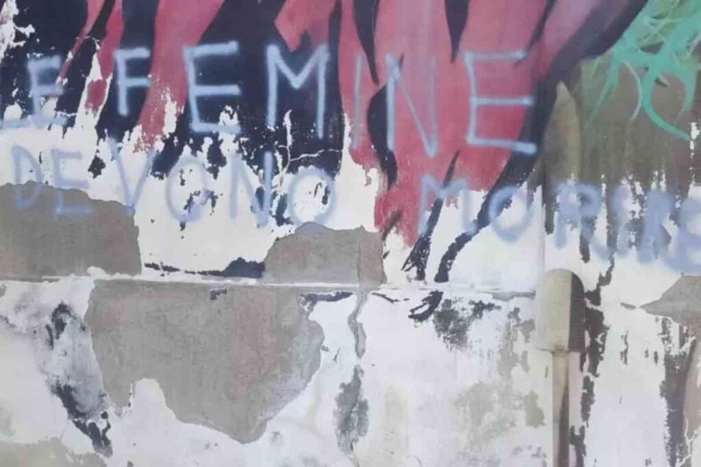 murales foggia contro donne