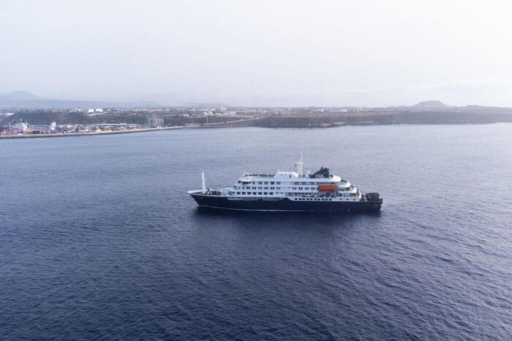 la nave da crociera mv Hondius
