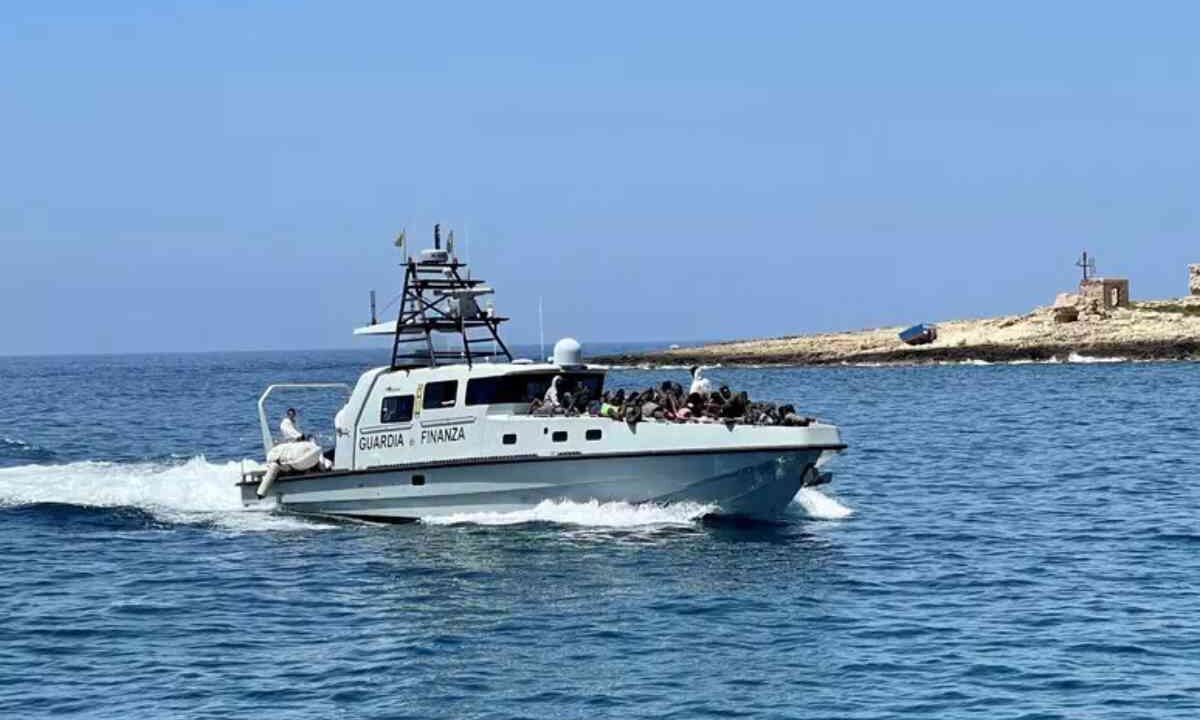 neonata morta lampedusa