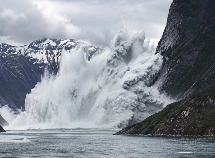 onda tsunami in alaska