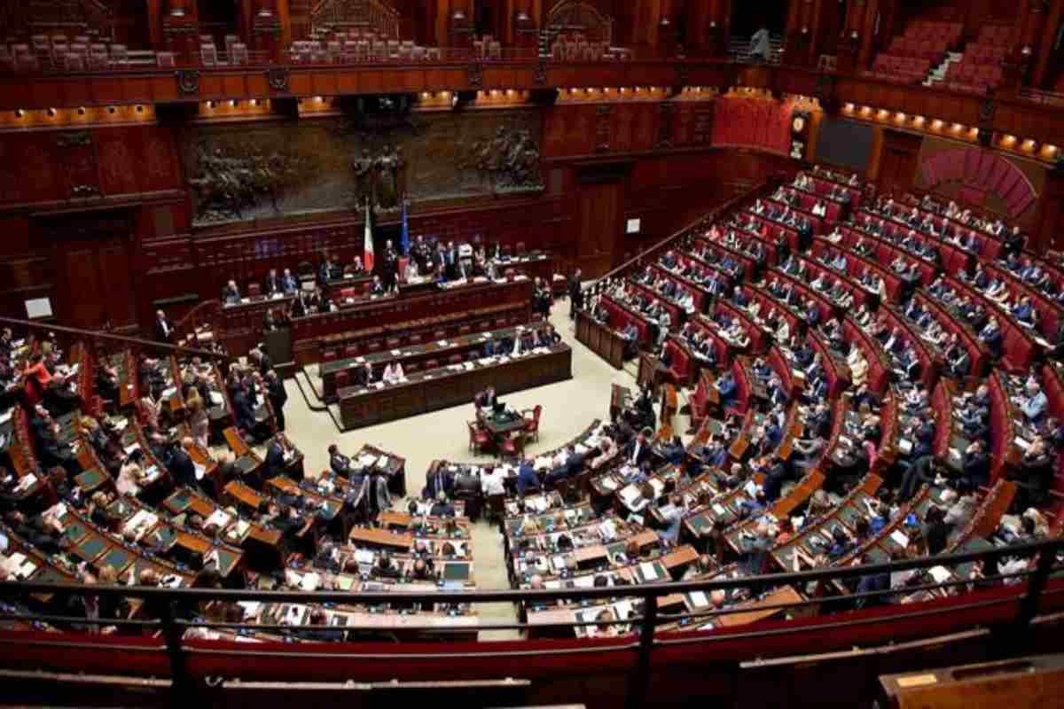 Stabilicum nuova legge elettorale, la scommessa di Meloni per evitare il pareggio. I tre i nodi da sciogliere