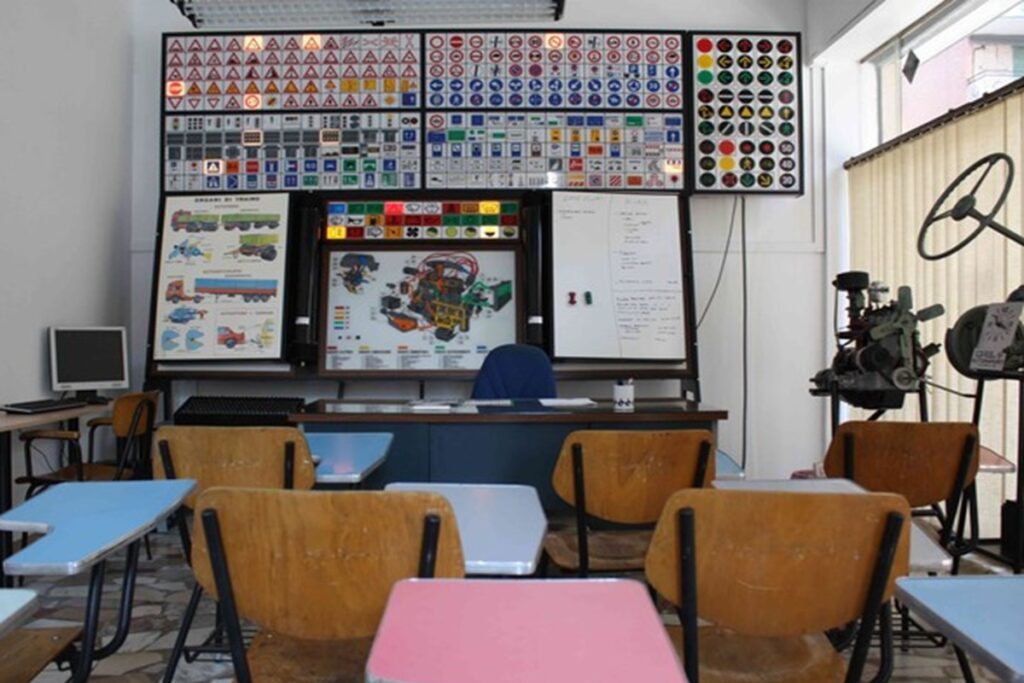 Una scuolaguida