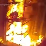 Il video dell'agente di Polizia che ha salvato una mamma e i suoi due figli dalla casa in fiamme
