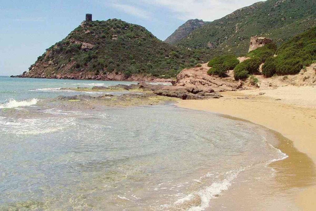 porto ferro spiaggia