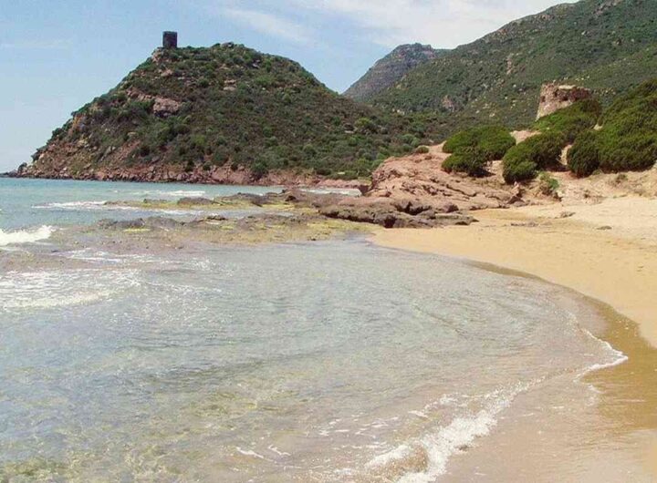 porto ferro spiaggia