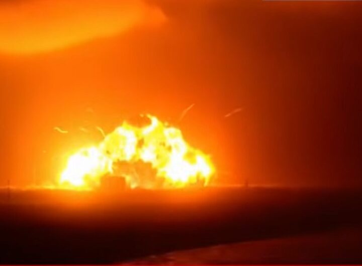 L'esplosione del razzo Blue Origin