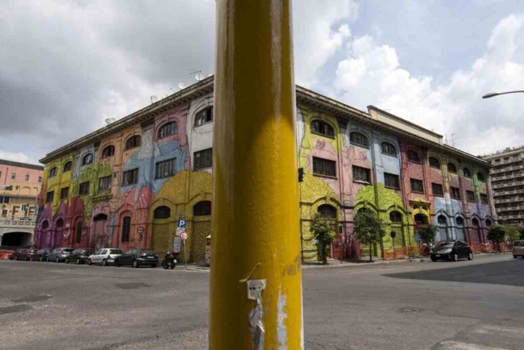 Save The Children, nelle grandi città 1 minore su 10 vive in zone disagiate